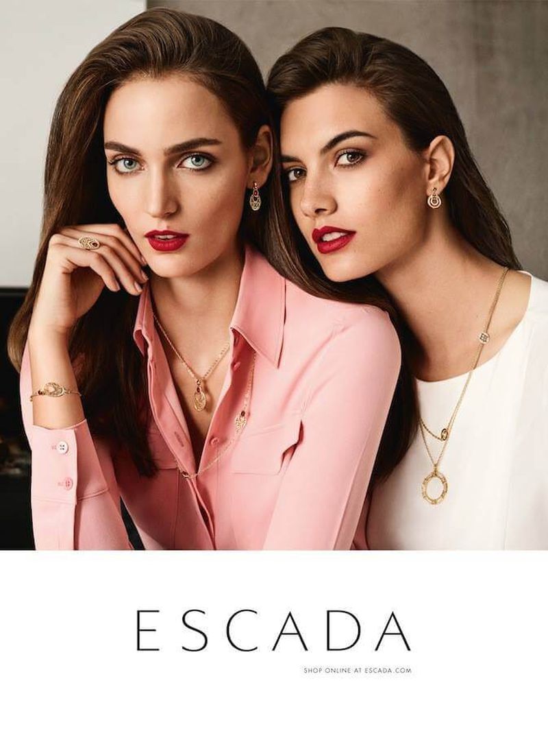 Серьги, кольца и подвески Escada на моделях